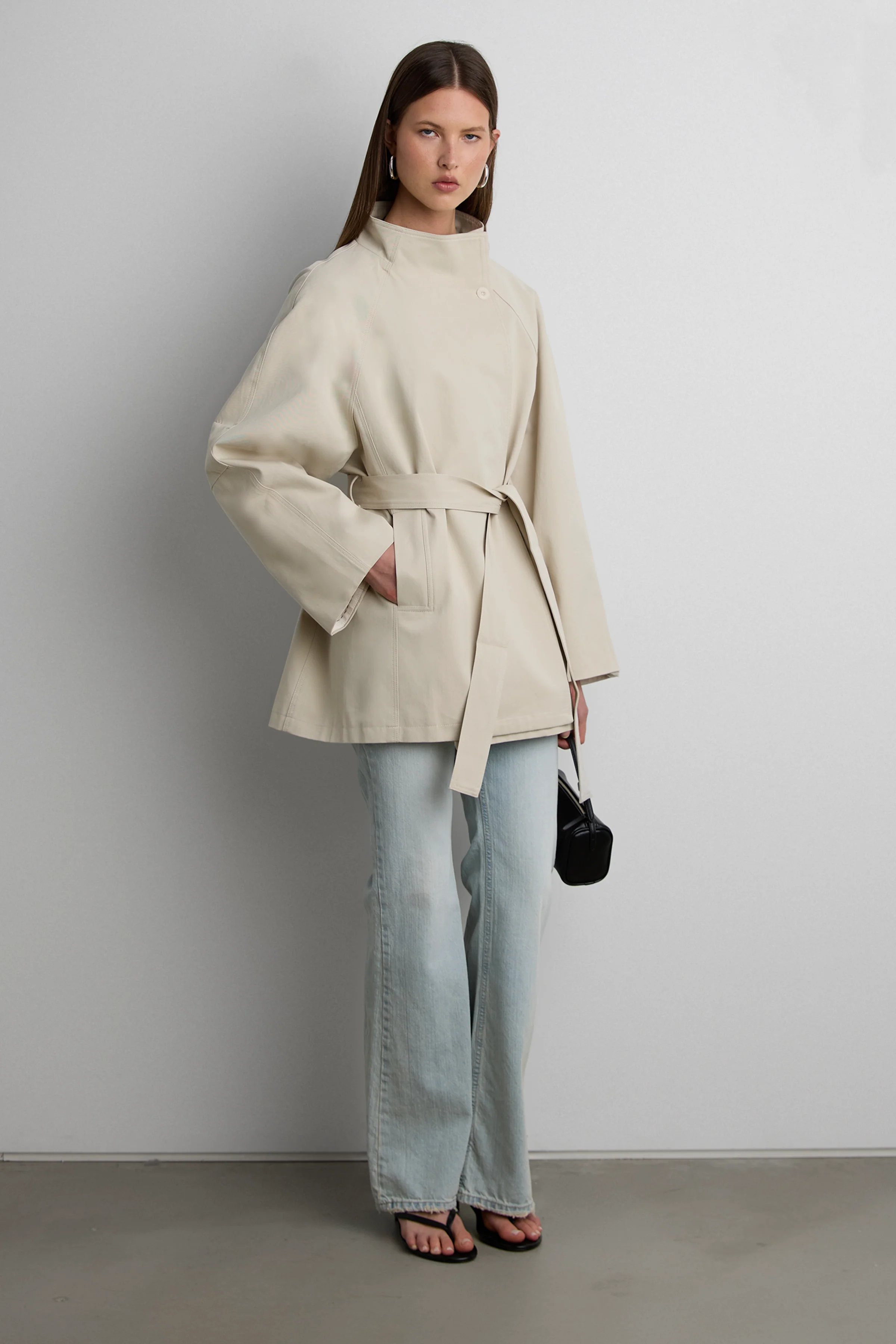 BELTED FUNNEL NECK JACKET - Image 11