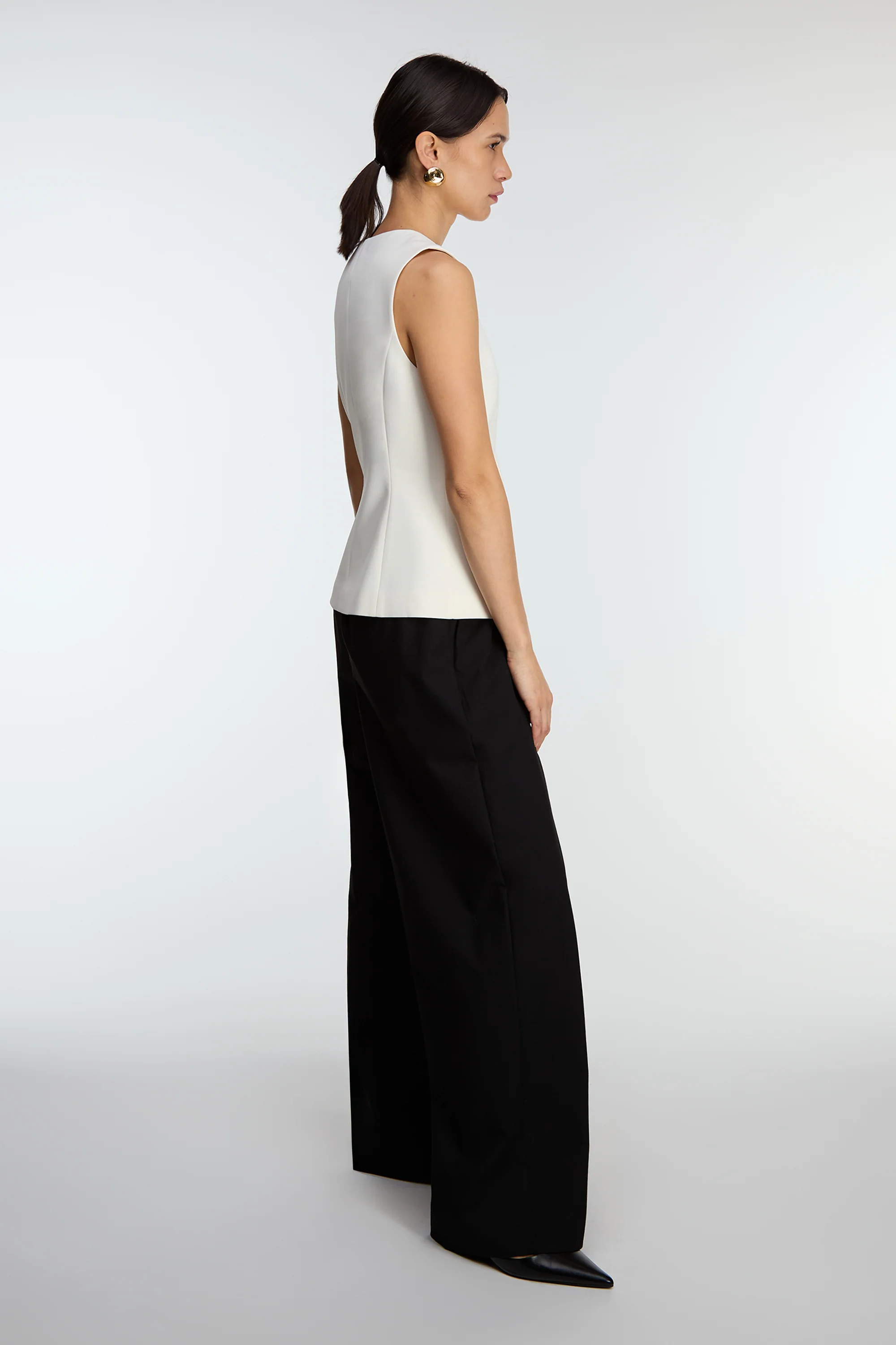 BUTTON FRONT SUITING VEST - Image 6