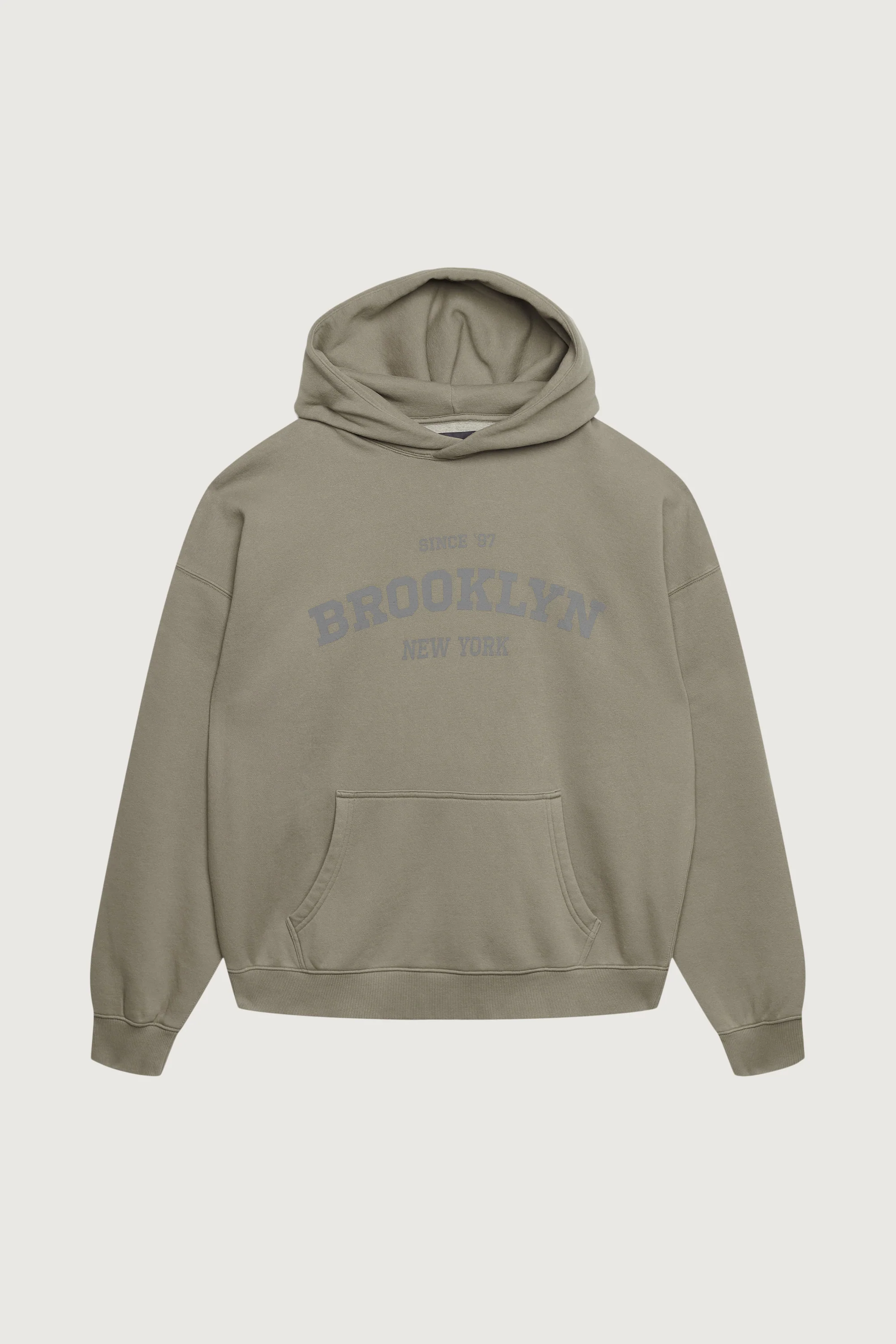 FLEECE STUDIO GRAPHIC PULLOVER HOODIE - Image 10