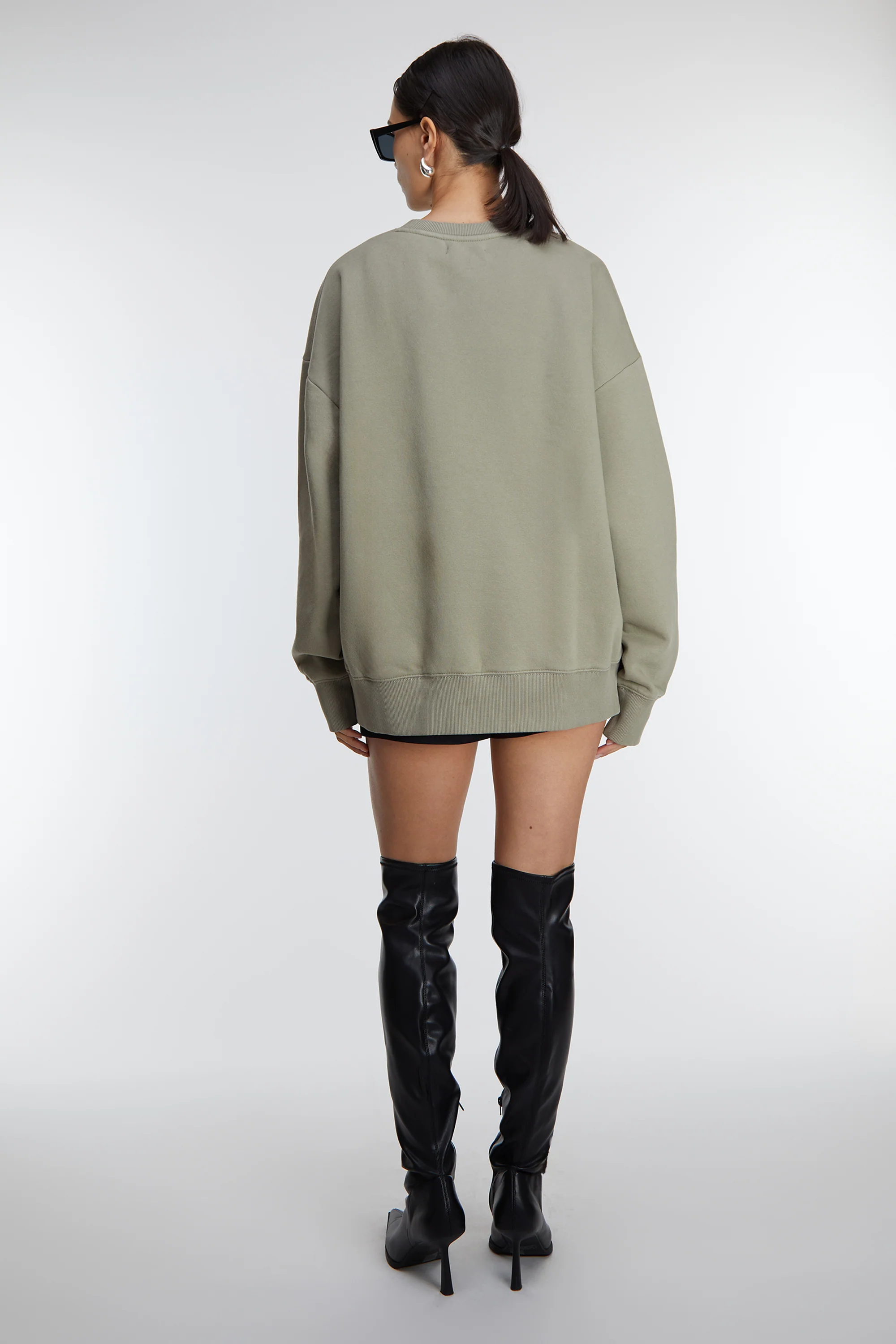 FLEECE STUDIO GRAPHIC SWEATSHIRT - Image 5