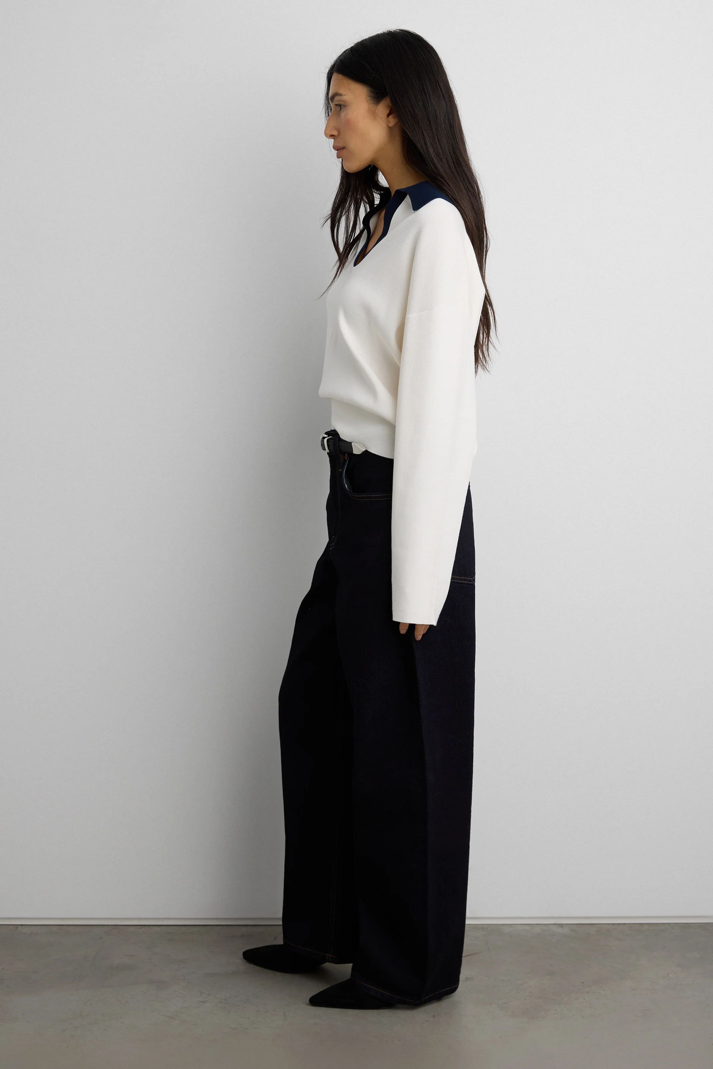 CONTRAST COLLARED SWEATER - Image 3