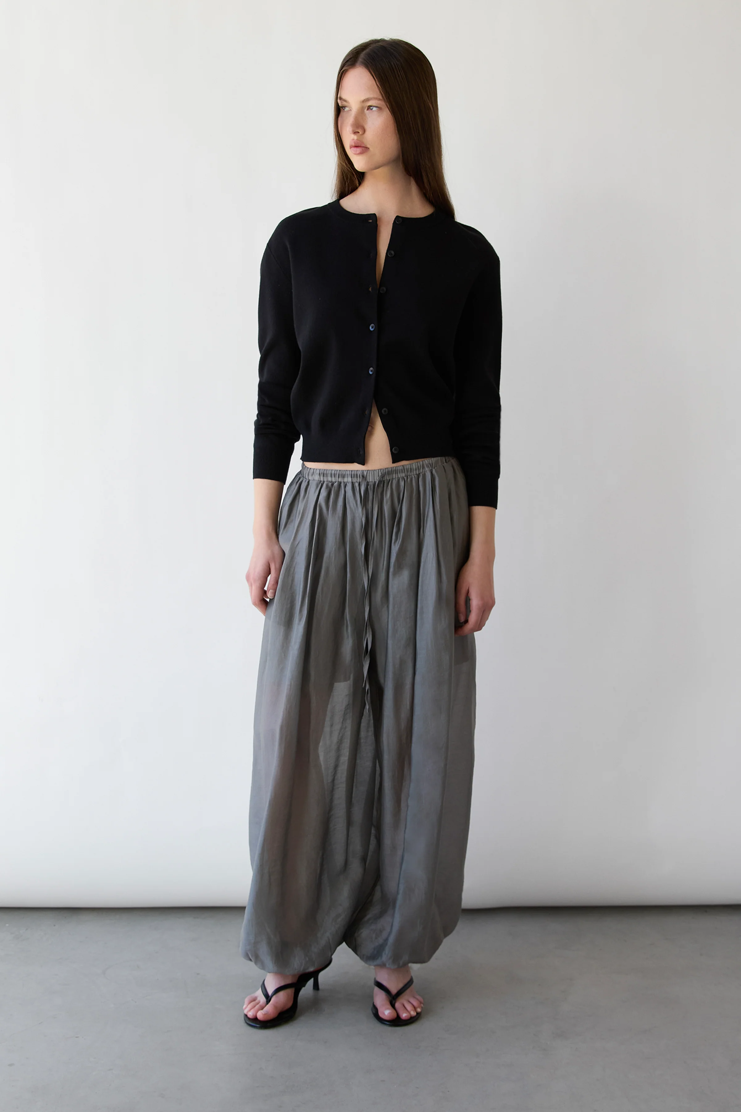 BUTTON UP CARDIGAN - Image 23