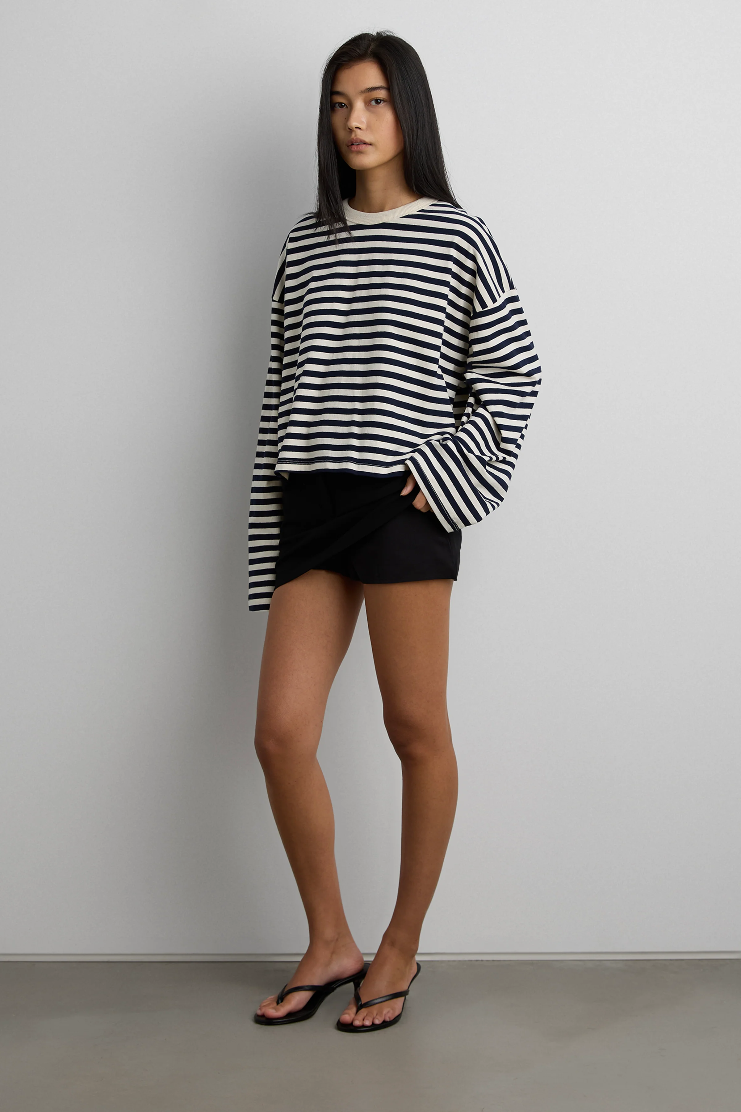 CROPPED STRIPED LONG SLEEVE TSHIRT - Image 3