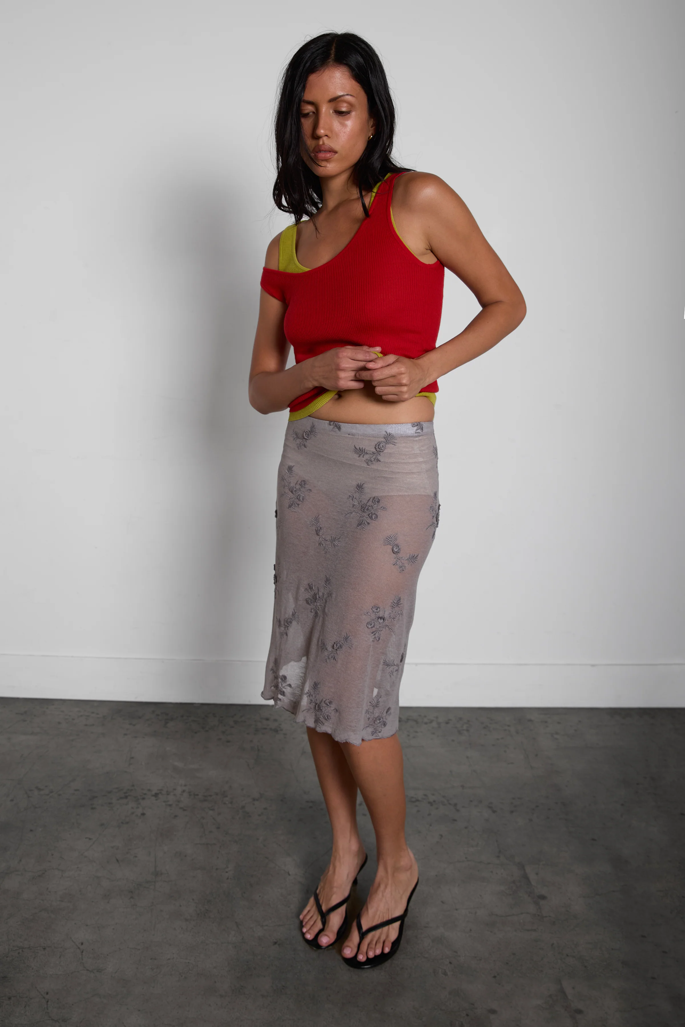 FLORAL EMBROIDERED LACE SKIRT - Image 4