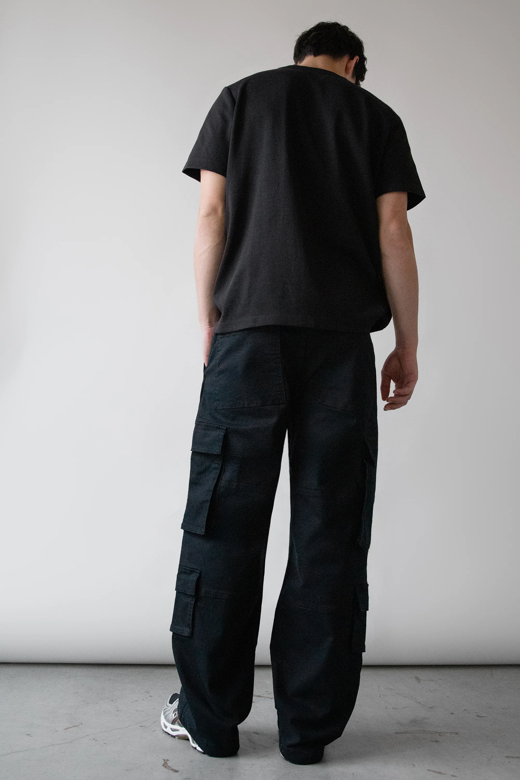 SUNDAY HEAVYWEIGHT CREWNECK T-SHIRT - Image 14