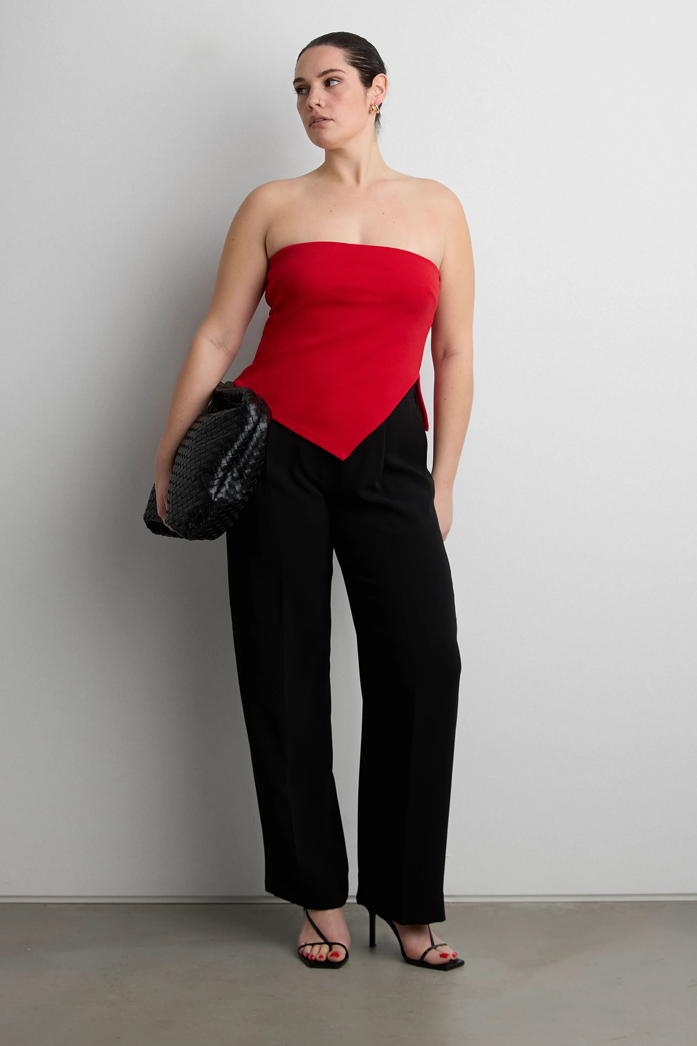 CROPPED TUBE TOP WITH SIDE SLIT - Image 12