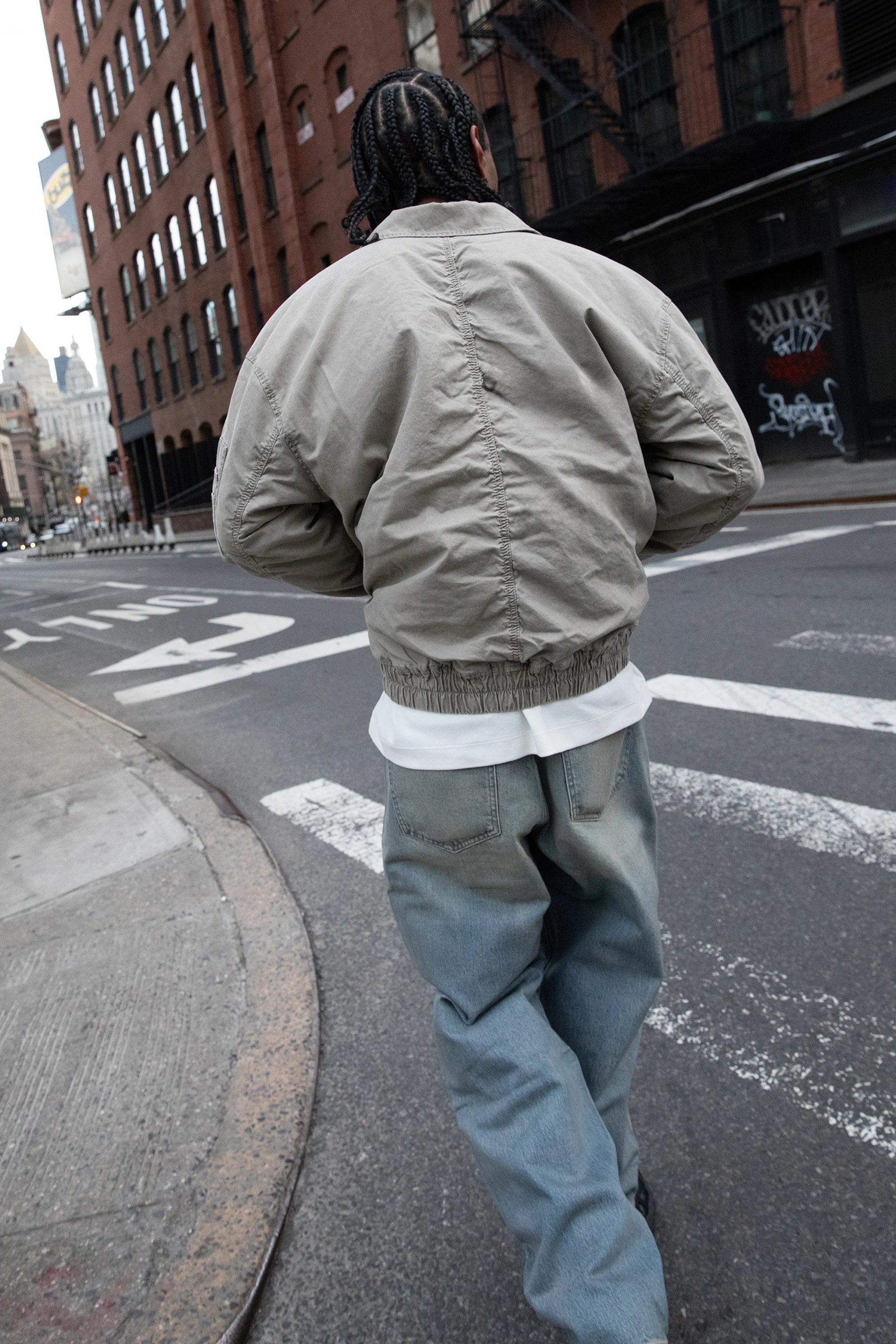 WASHED EFFECT COTTON UTILITY BOMBER JACKET - Image 9